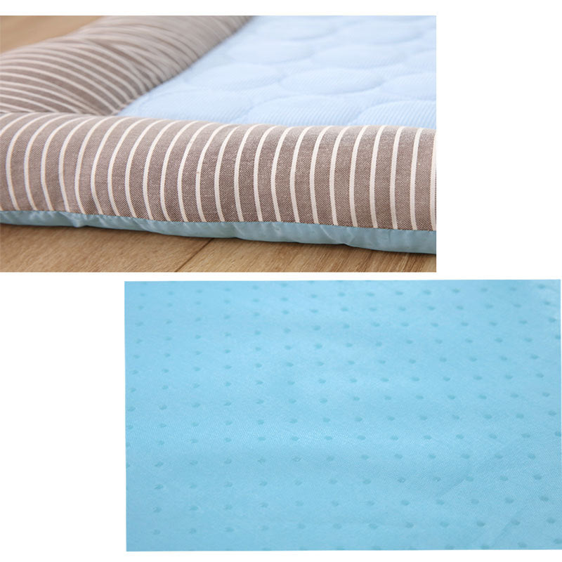 Pet Cooling Mat – Soft Ice Silk Bed for Dogs & Cats