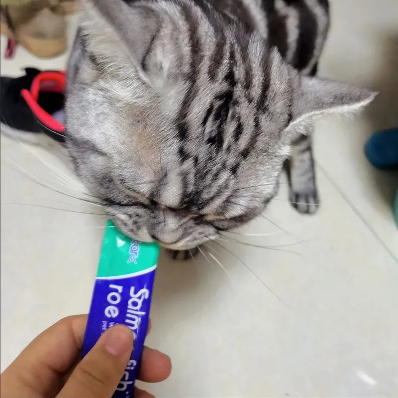 Mixed Flavor Cat Snacks – 30 Liquid Strips with Abalone, Beef, Cod & Salmon